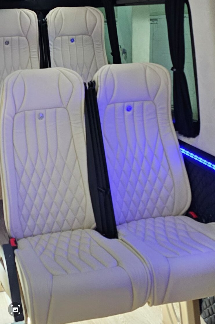 Κάθισμα Divine